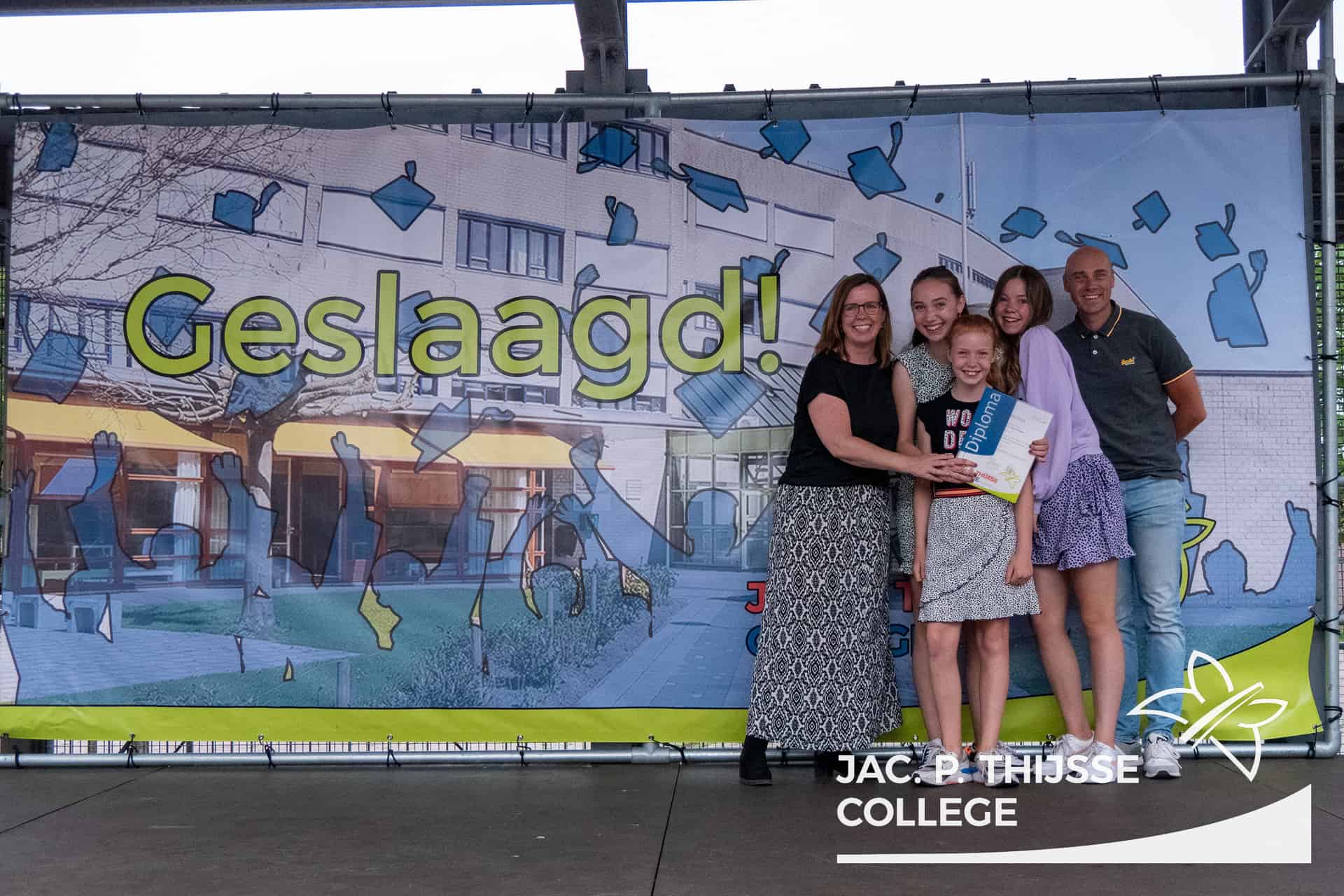 Foto’s diploma-uitreiking havo 2021 | Jac. P. Thijsse College