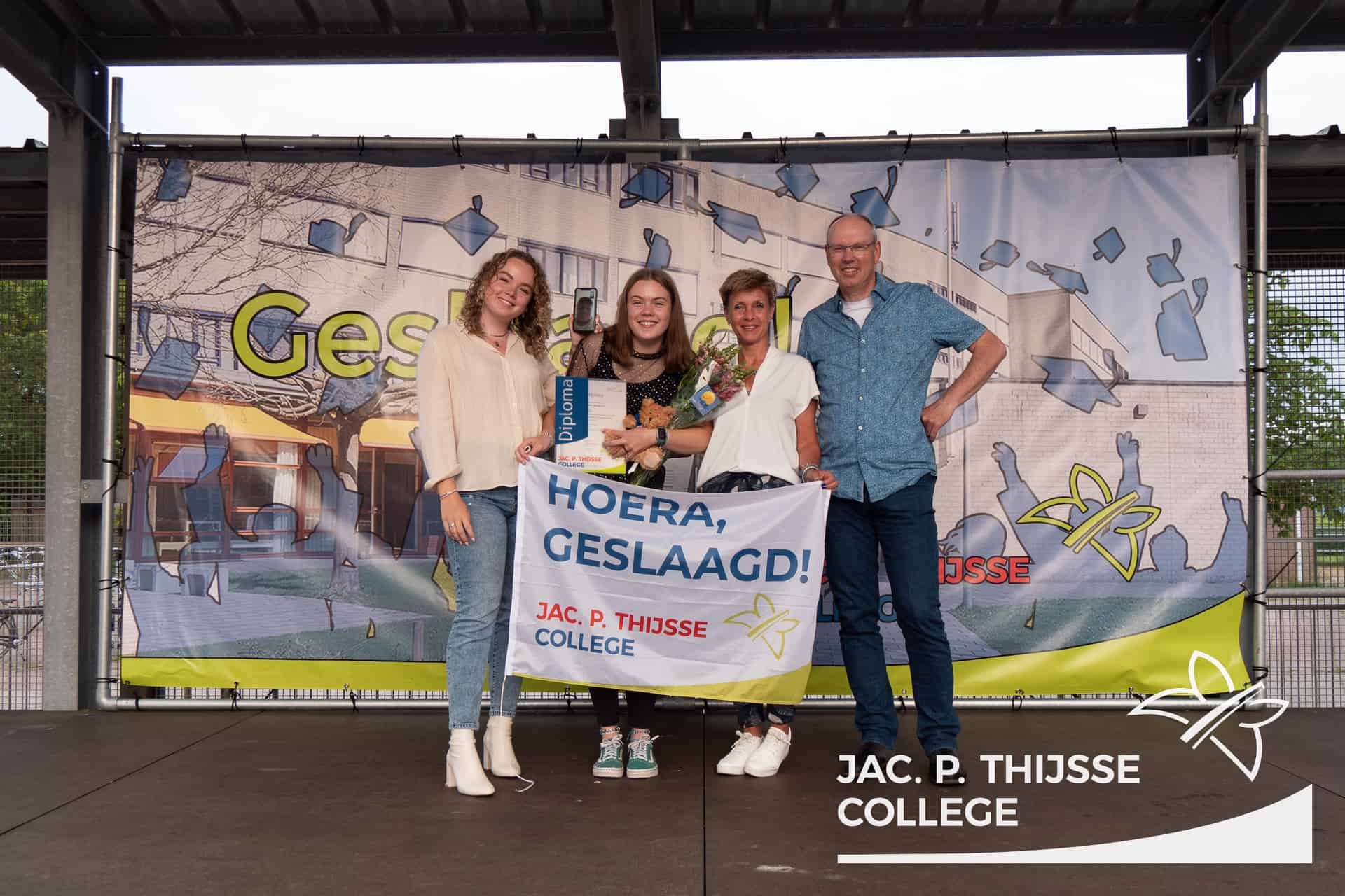 Foto’s diploma-uitreiking havo 2021 | Jac. P. Thijsse College