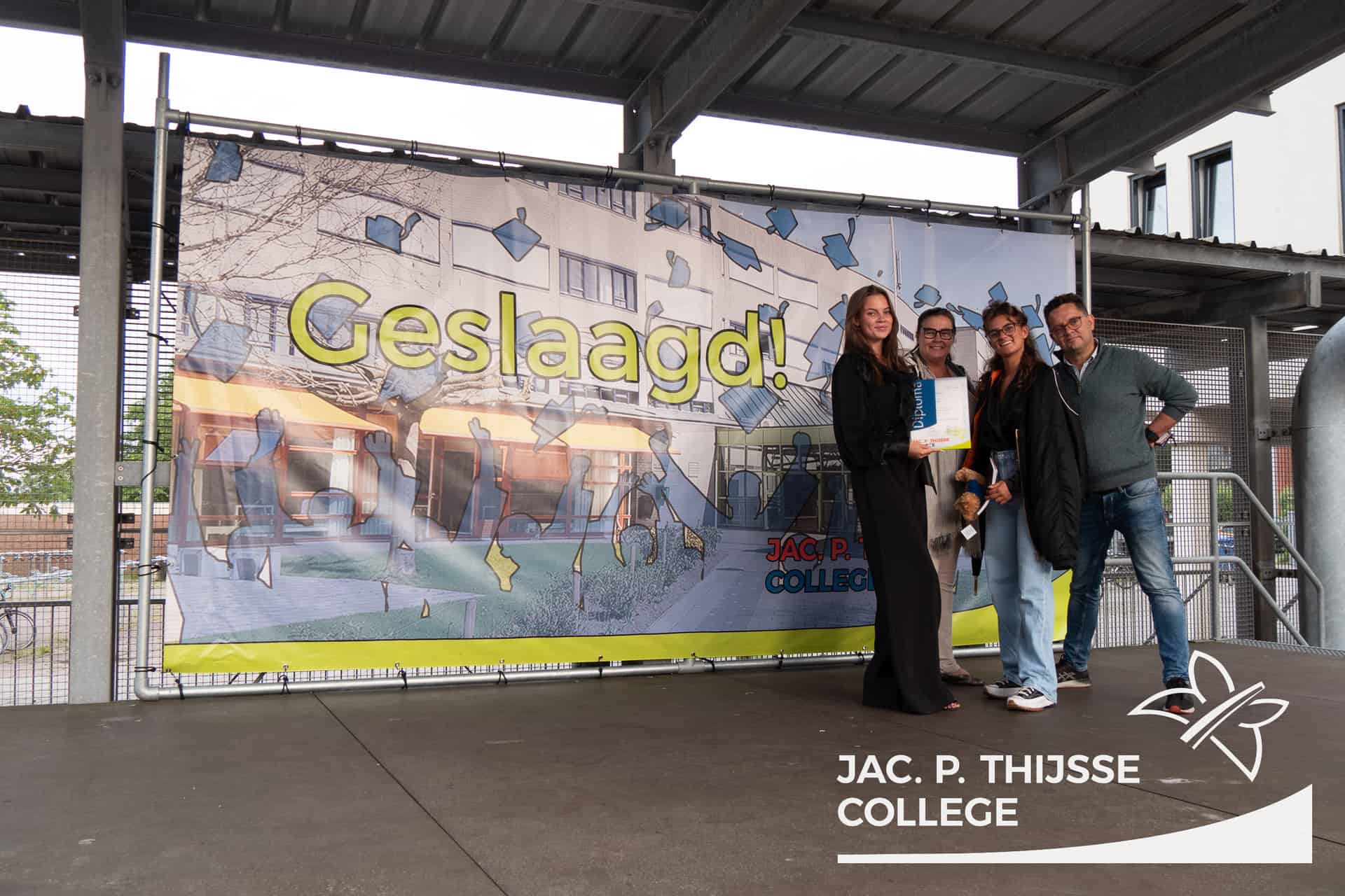 Foto’s diploma-uitreiking havo 2021 | Jac. P. Thijsse College